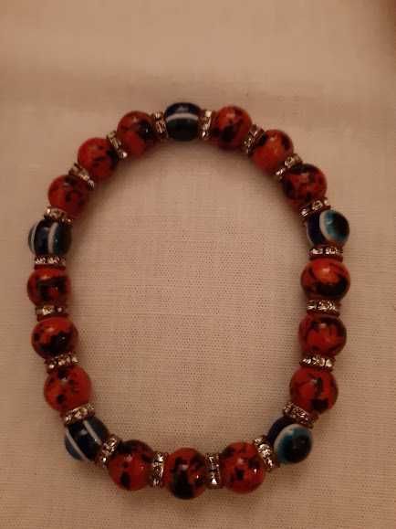 Pulseiras coloridas