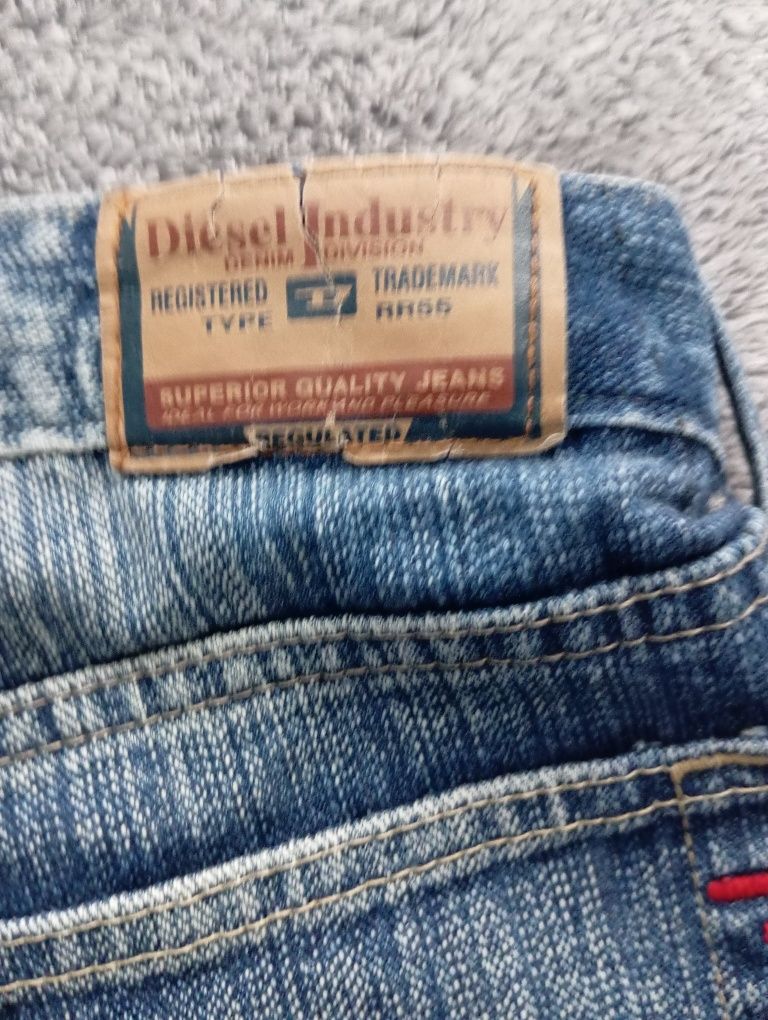 Кастомні Diesel flared jeans ,класні штани зшиті з двох штанів diesel
