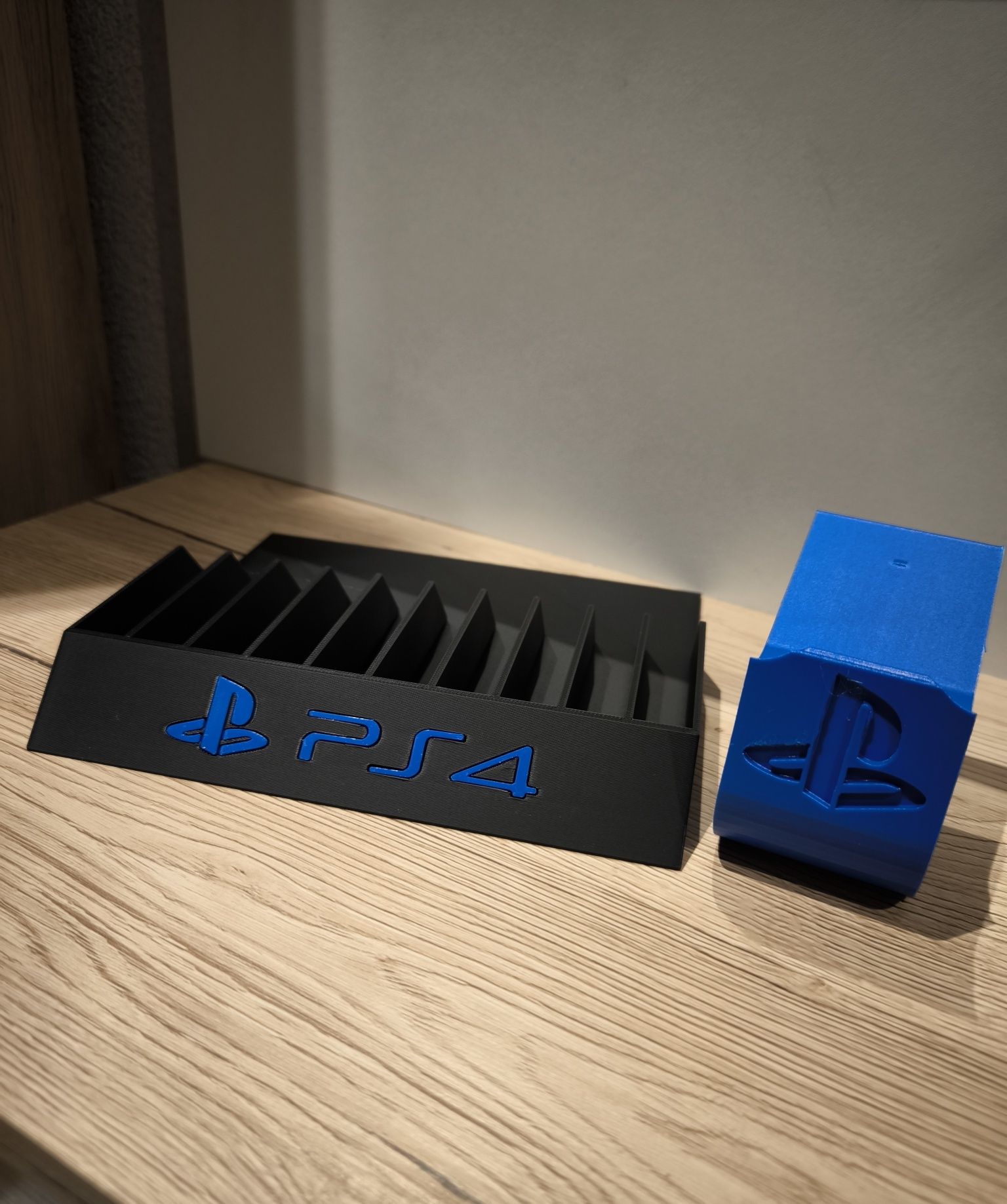 Zestaw Ps4 stojak na gry i pada