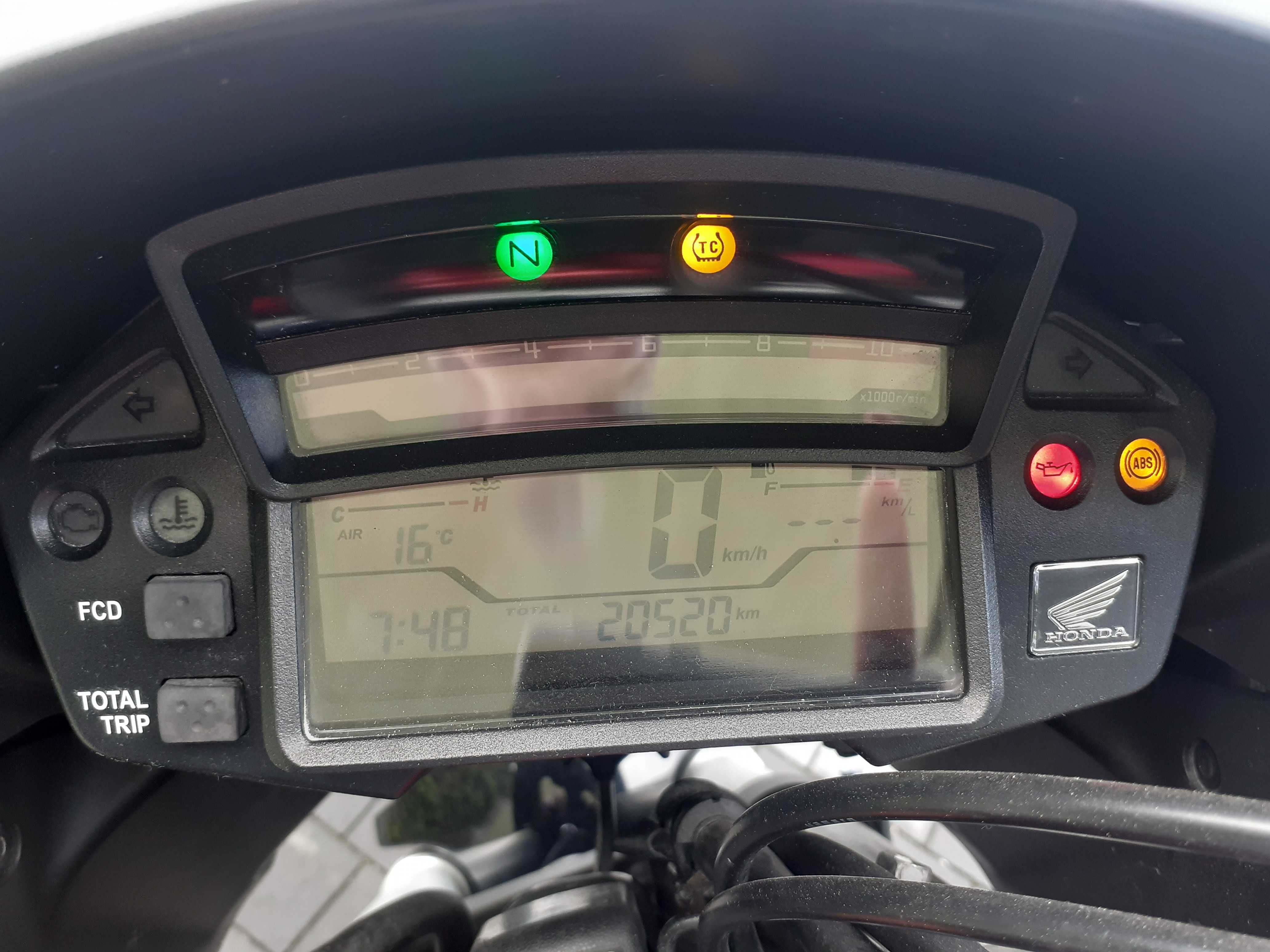 VFR1200X crosstourer Najładniejszy w Polsce przebieg tylko 20500 km.