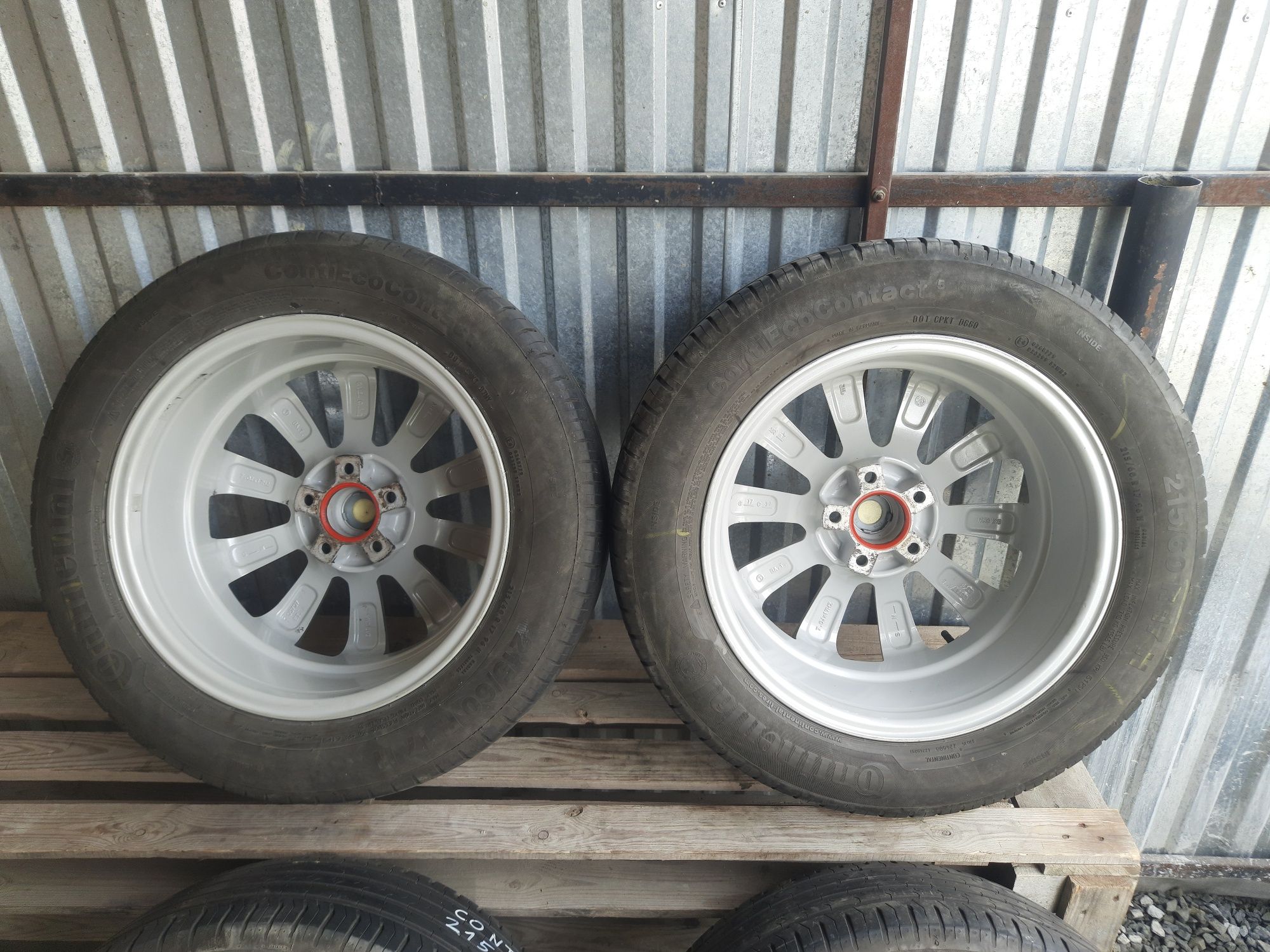 Колеса R17 5x114.3 7J ET38 ЦО 70.4 мм літо 225/60R17