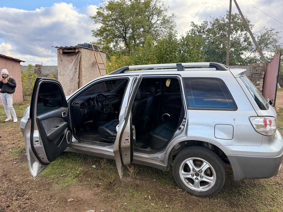 Mitsubishi outlander 2003