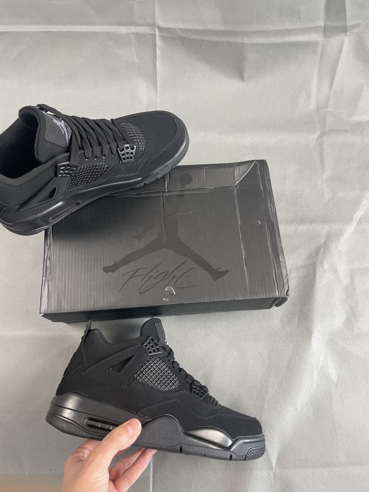 Air Jordan 4 Retro Balck Cat