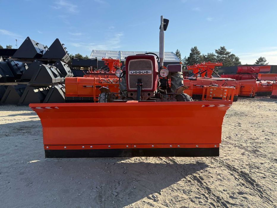 Pług do Śniegu NA PRZÓD CIĄGNIKA - 1.5 m / 2.0 m / 2.5 m - C330 MF-235