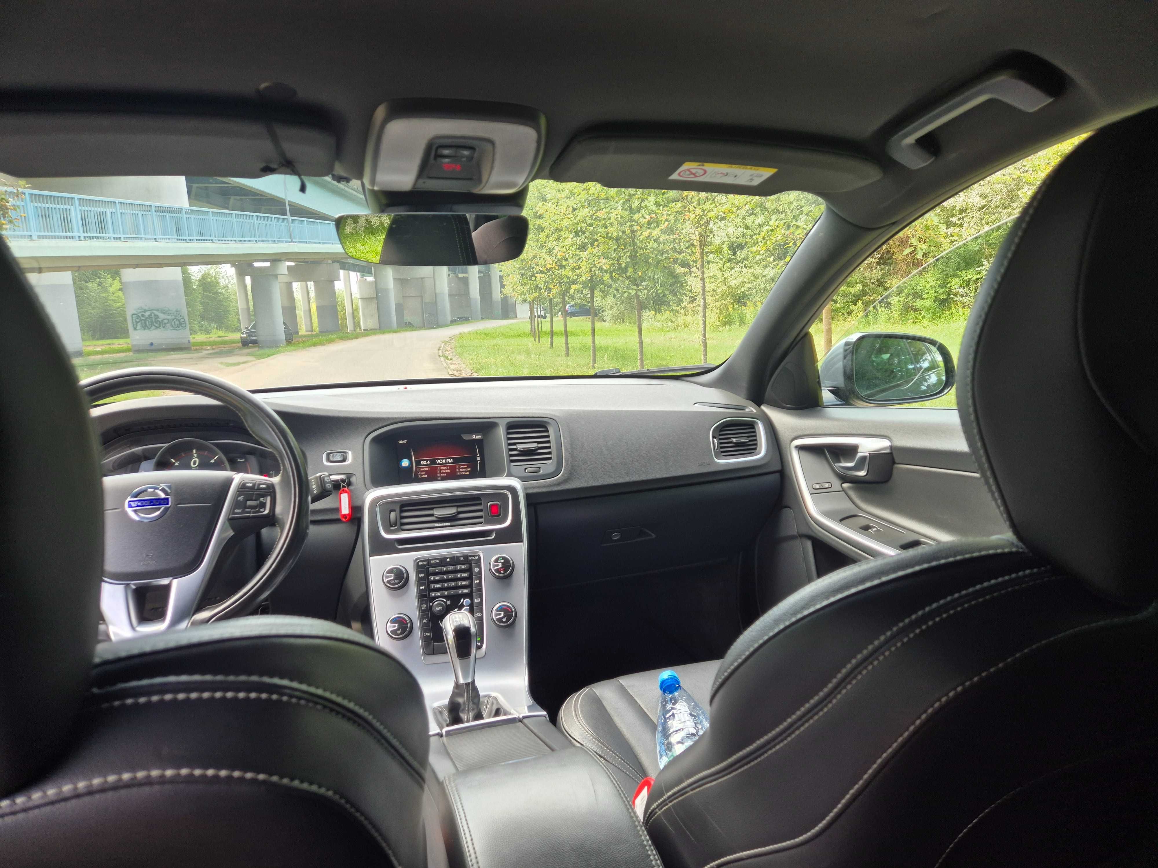 Volvo V60.   2.0 150km  2018r. Zarejestrowany!