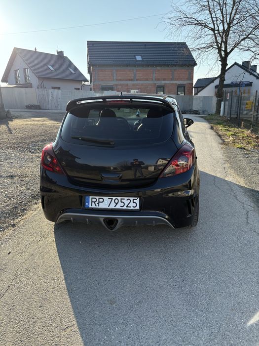 Opel Corsa 1.6T OPC