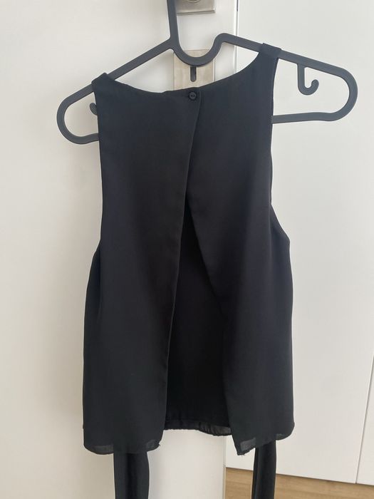 Top costas abertas preto Zara