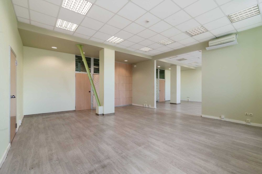 Здам офісне приміщення 710 кв.м. Власник, генератор