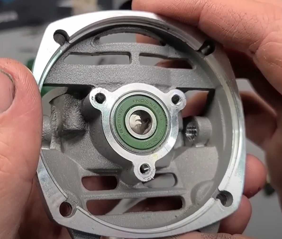 Rebarbadora a bateria 125mm