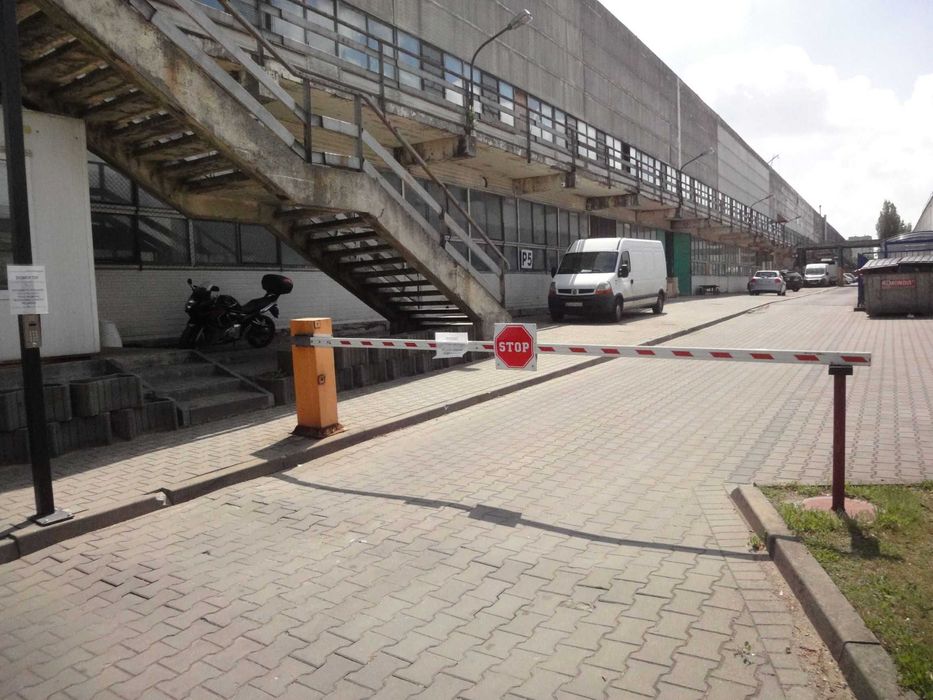 48m2 Lokal użytkowo-mag. Traktorowa 128 Łódź