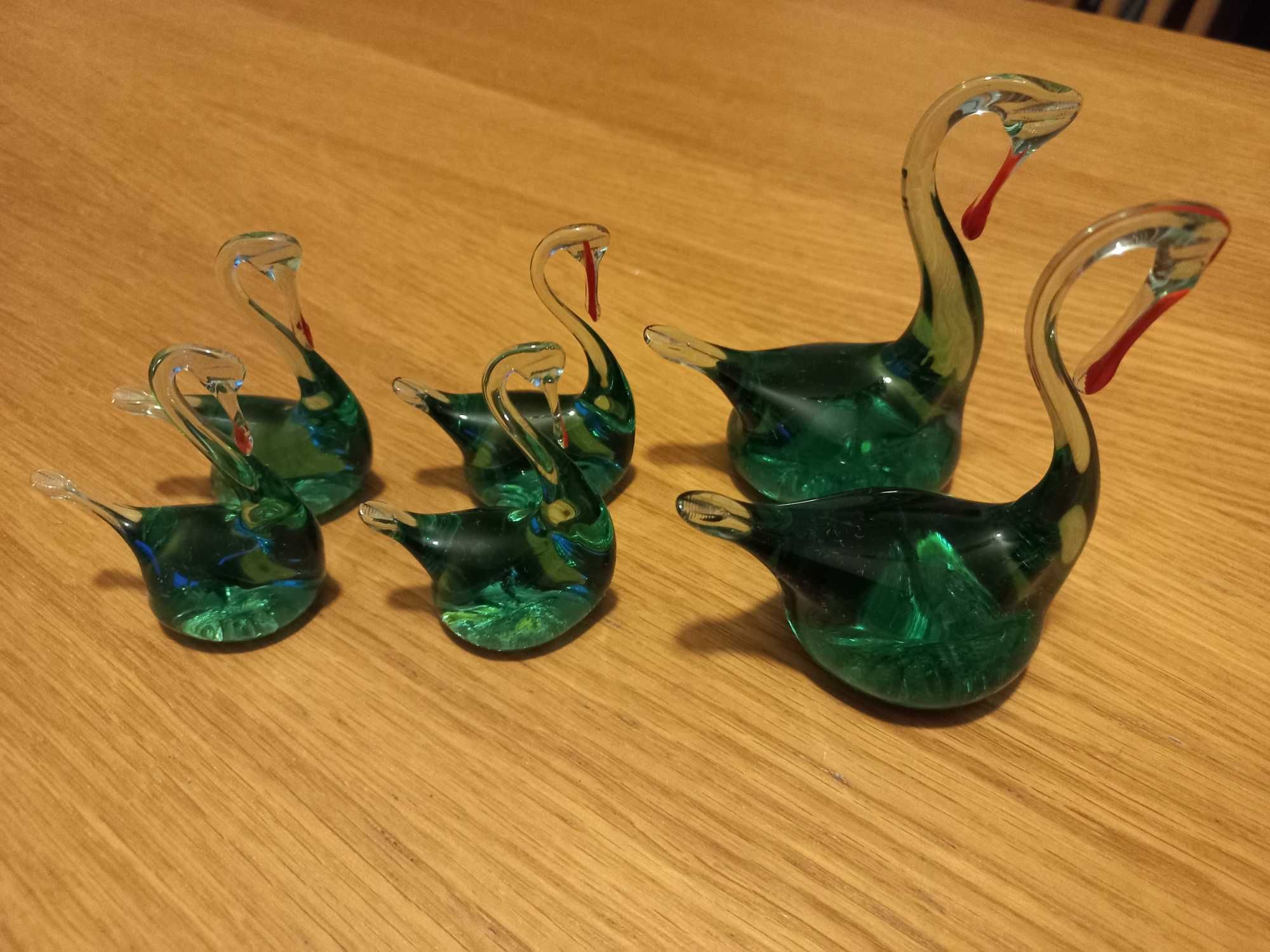 Komplet 6 zielonych szklanych łabędzi