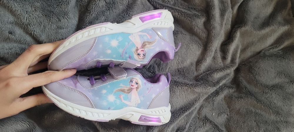 Adidasy Disney Kraina Lodu ŚWIECĄCE r.30.