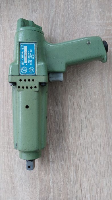 Продам новий пневмогайковерт