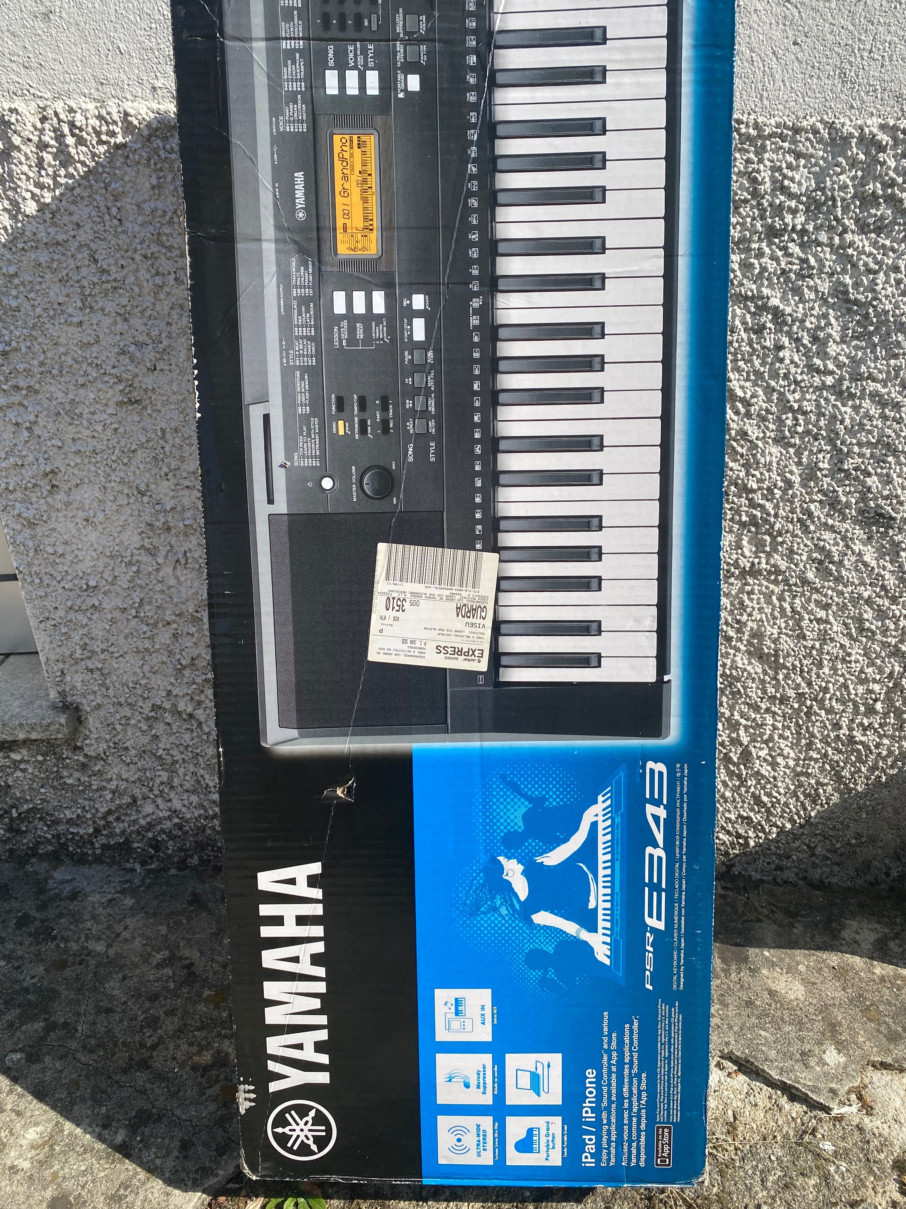 piano yamaha PSR-E343