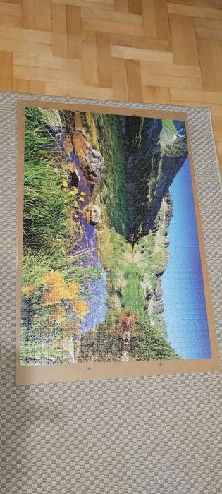 Puzzle 1500 w całości lub do ułożenia ;)