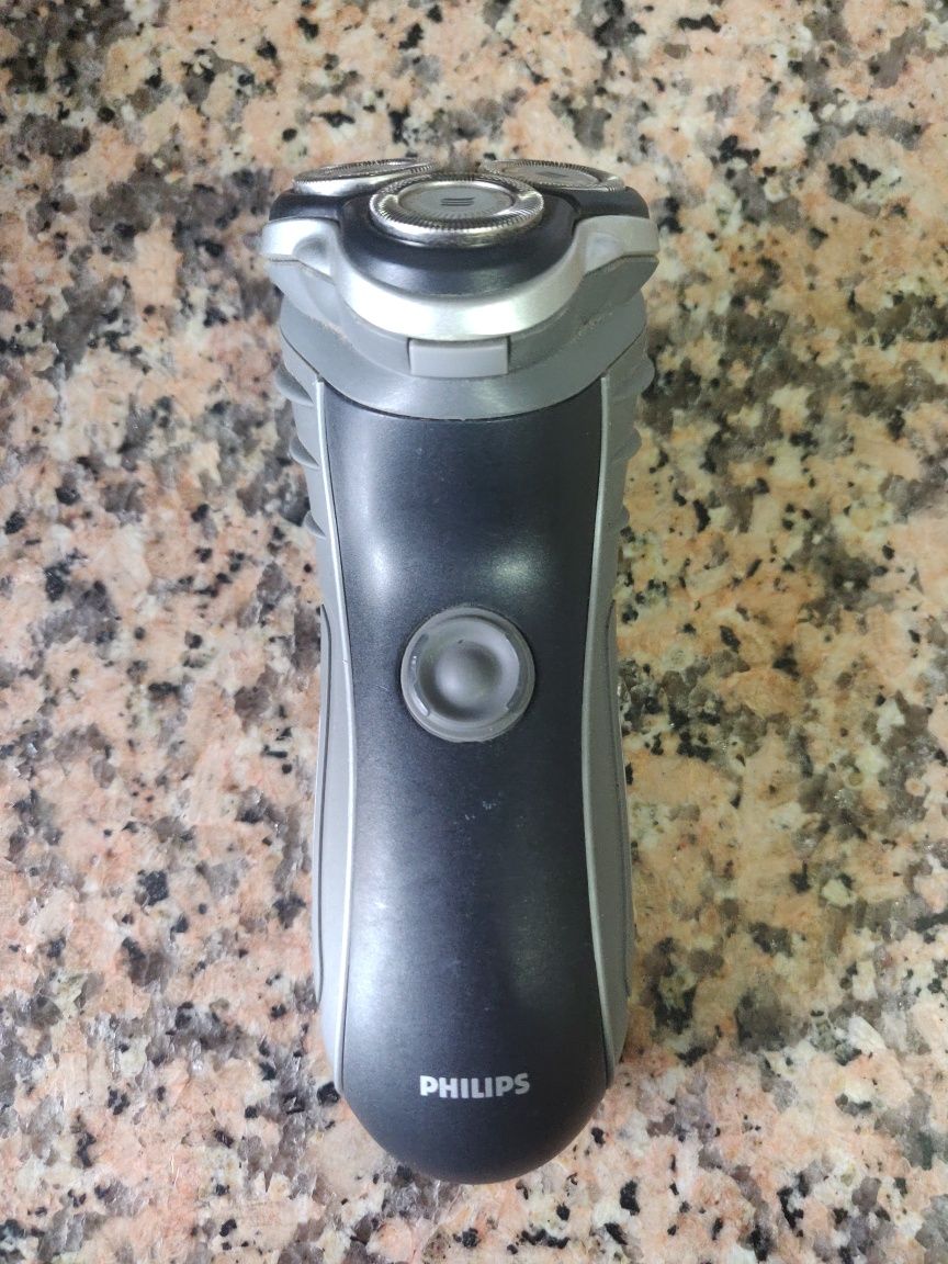 Máquina de barbear Philips