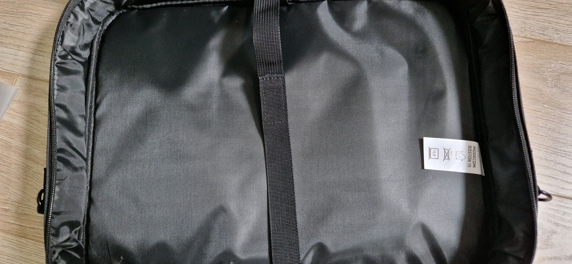 Torba na laptopa 15.5 ' czarna, nowa Modecom Boston 15