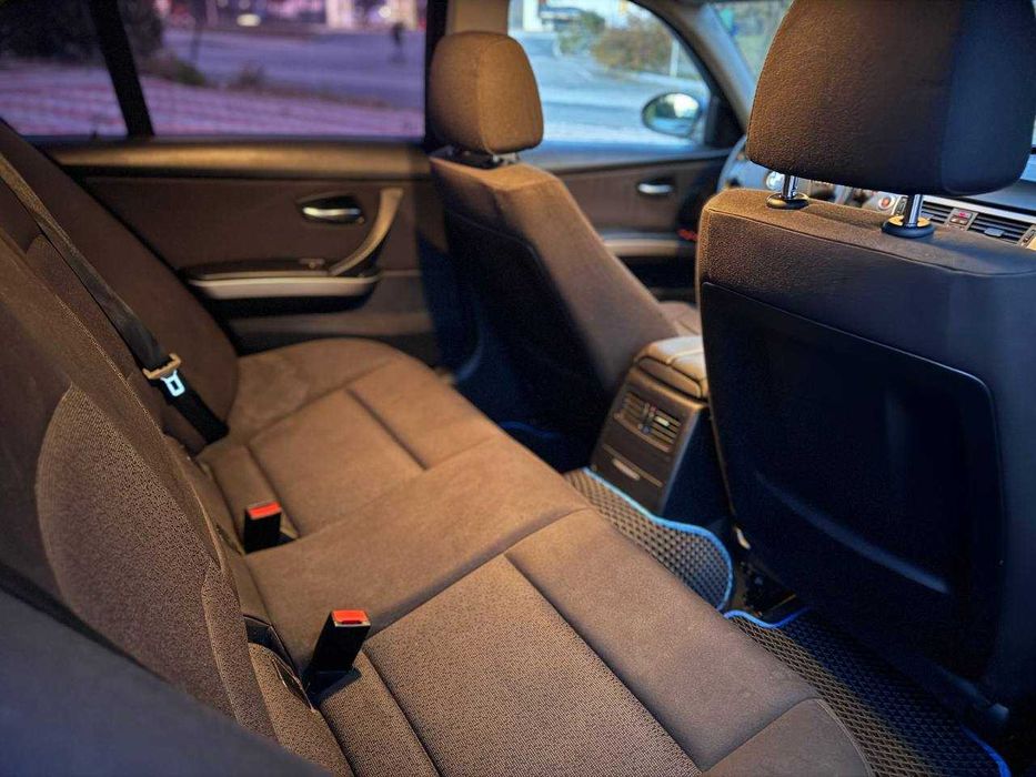 BMW 320 E90 2005 2.0 Мкпп-6