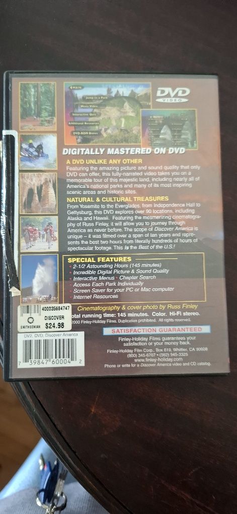 Dvd novos ainda com película 2,5 euros cada