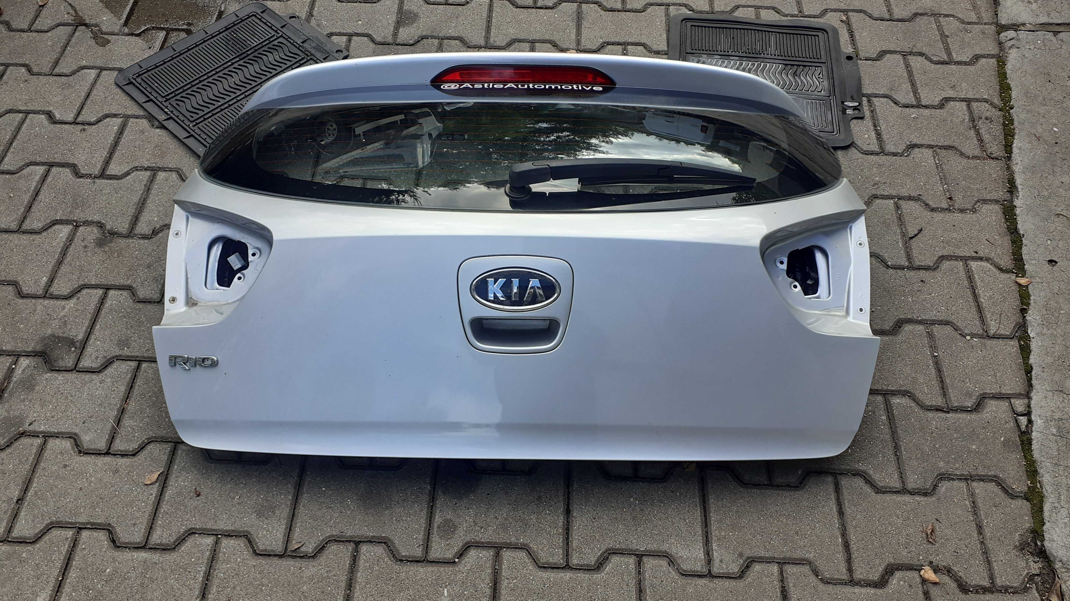 Klapa tył kompletna kia rio III 3d