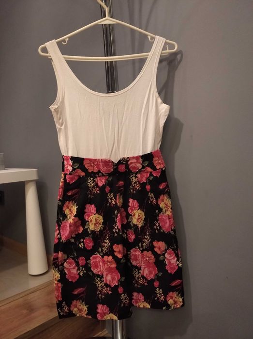 Letnia sukienka S-M kwiaty