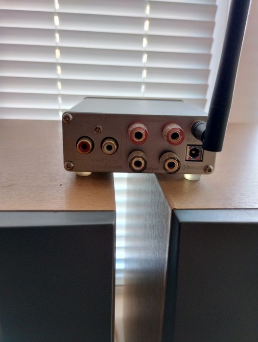 Підсилювач звуку Fosi Audio BT20A white. Bluetooth 5.0, AUX, 2x100W