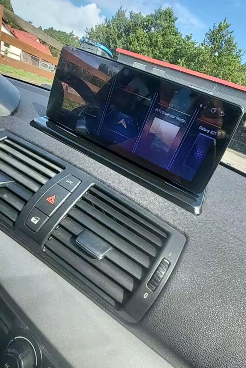Radio Android 10,25" BMW Serie 1 E81/E81/E87/E88 (8 GB RAM+128 GB ROM)