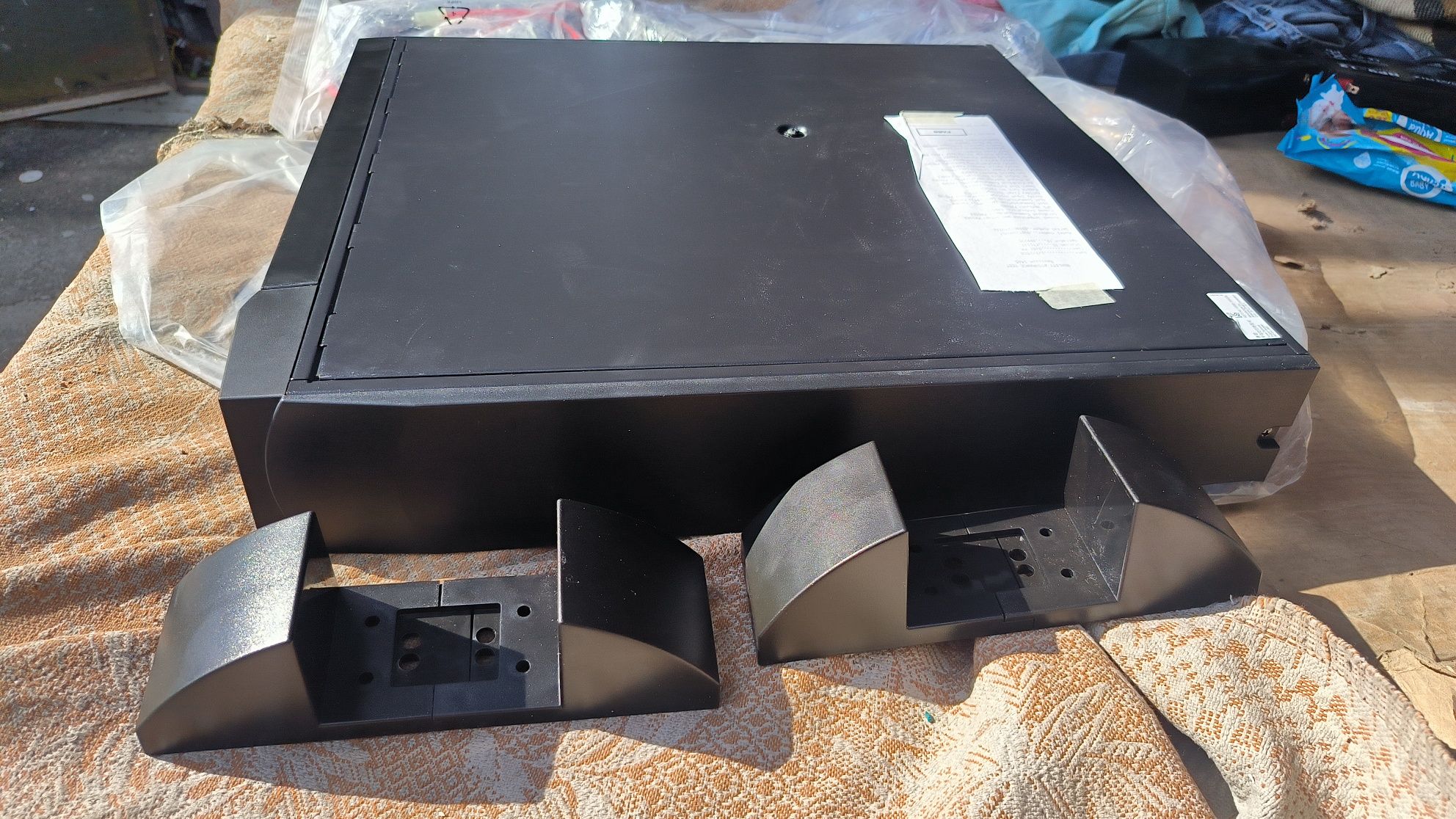 Бесперебійники APC Smart-UPS RT 2000  SURT2000XLI нові