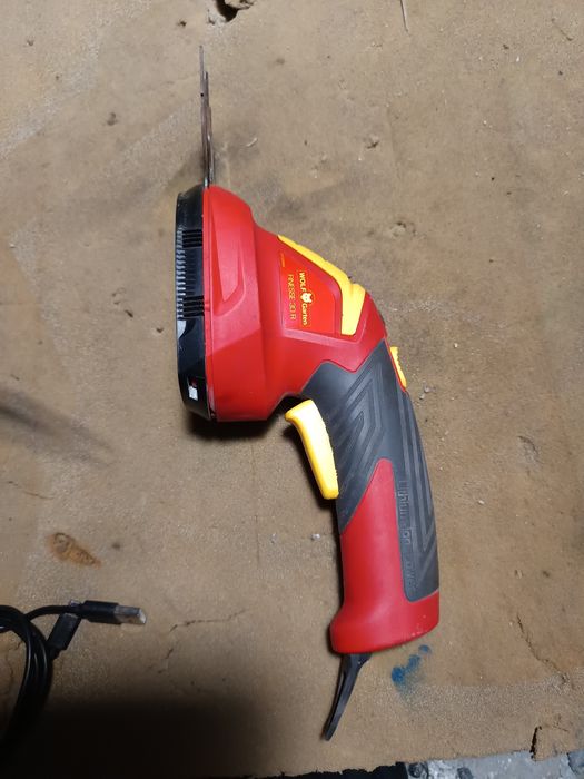 Sprzedam tanio nożyce