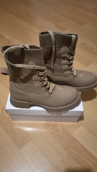 Buty damskie zimowe