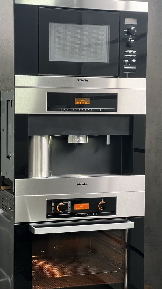 3в1 КОМПЛЕКТ духовой шкаф Miele H5461B кофемашина CVA5060 СВЧ M8160