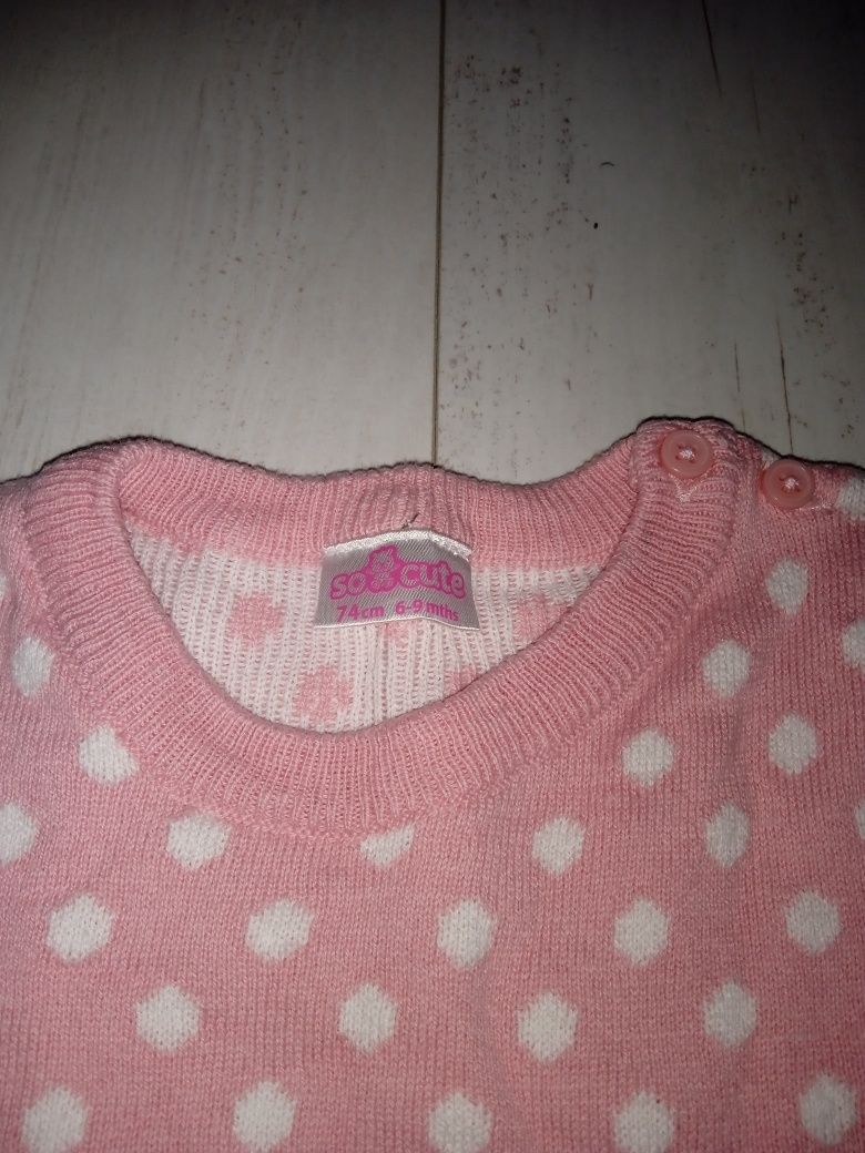 NOWY śliczny sweterek dla dziewczynki różowy kropki 74 6-9