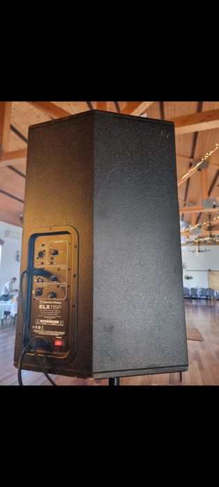 Zestaw nagłośnienia Electro Voice ELX115P