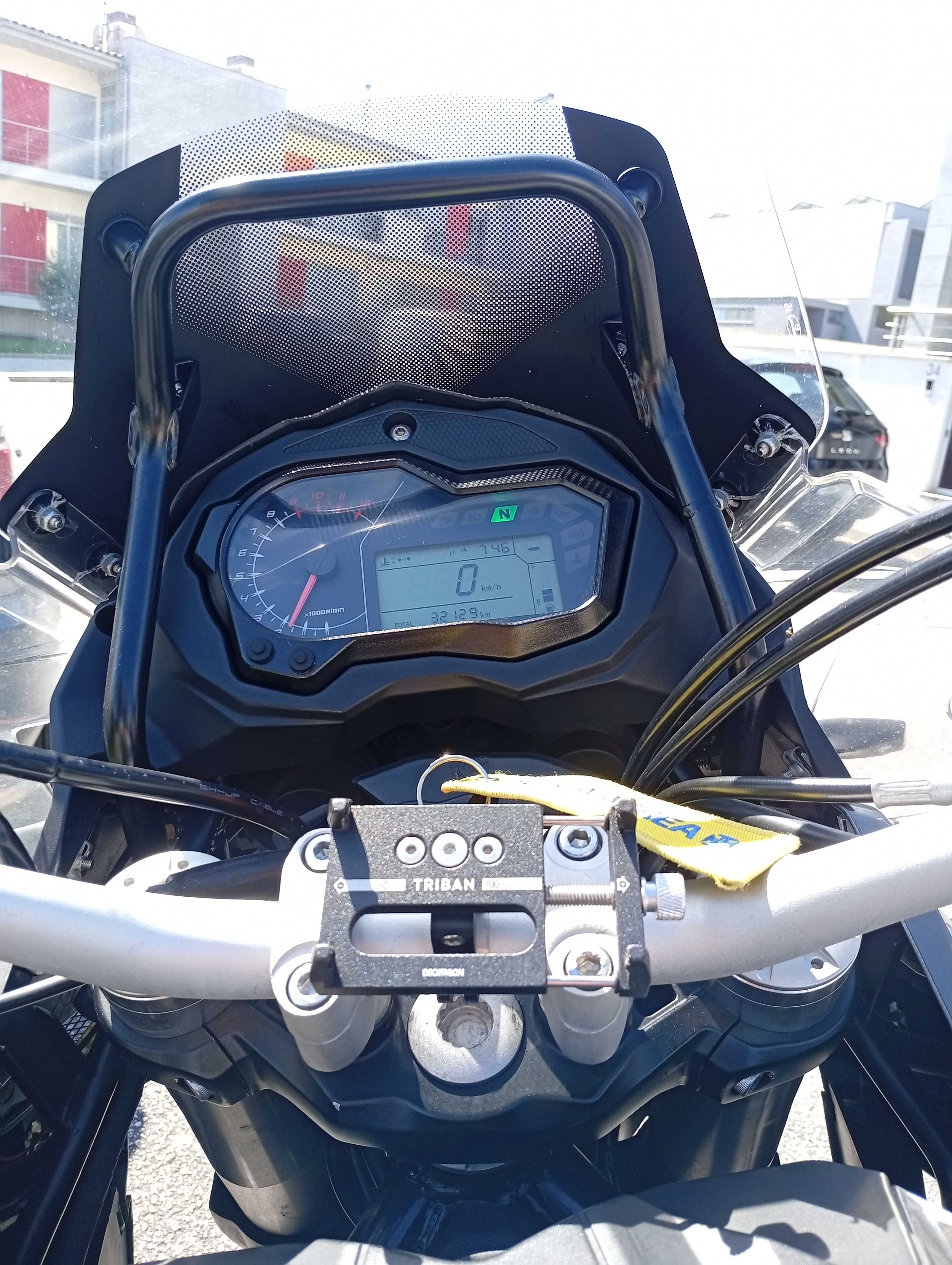 Benelli TRK 502 sem acidentes