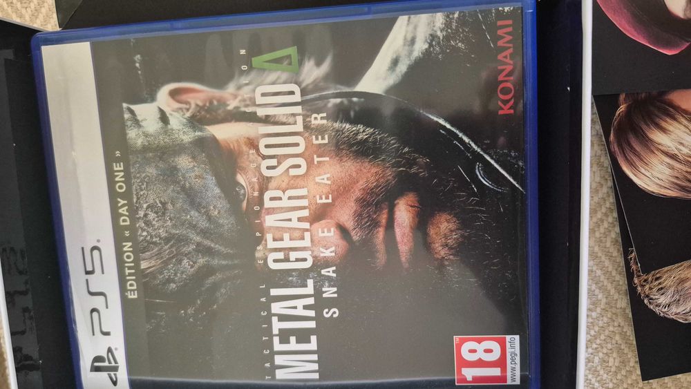 Metal Gear Snake Eater Deluxe Edition