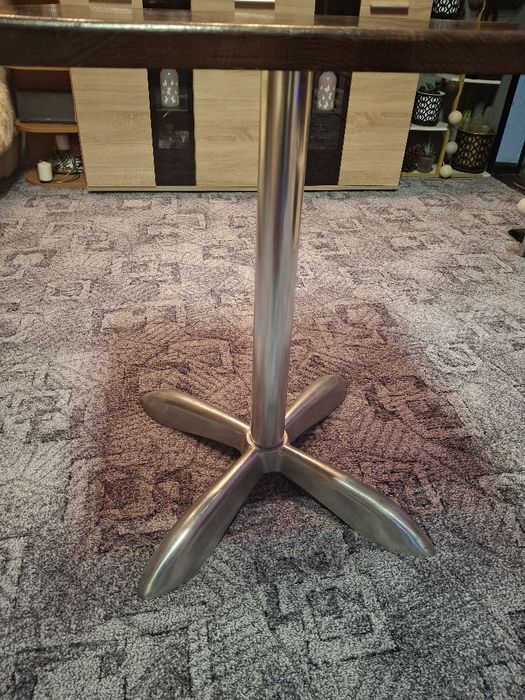 Stół barowy b.dobry stan