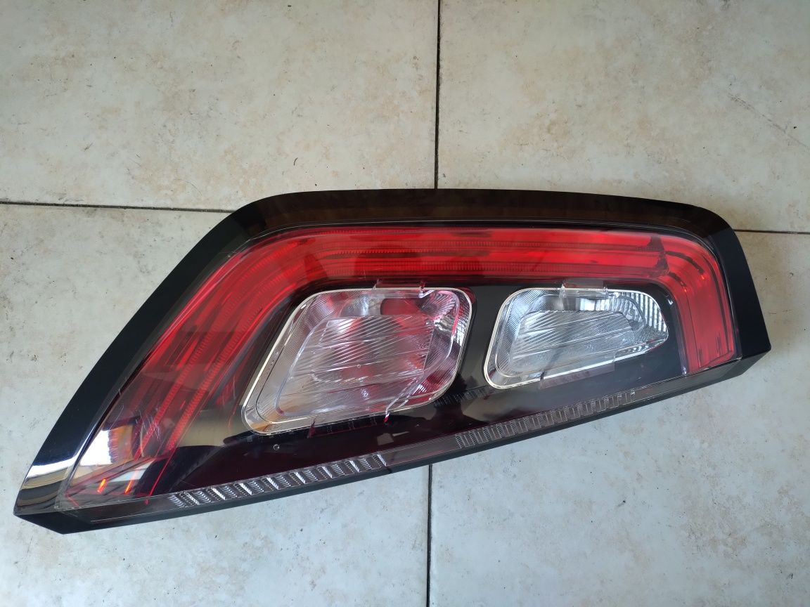 Farol Esquerdo Atrás Fiat Punto