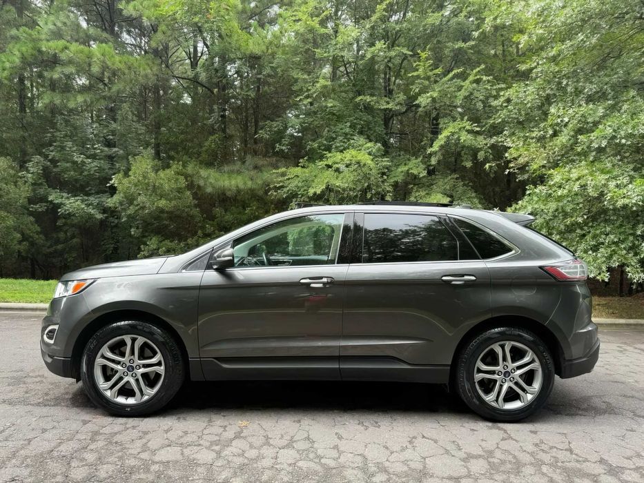 Ford Edge      2016