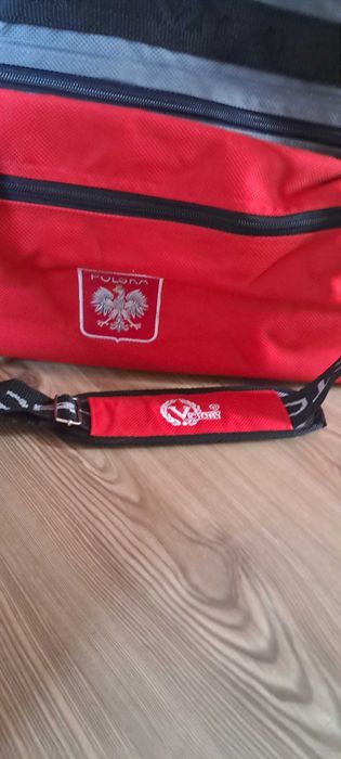 Toeba podróżna  duża na kółkach  Victory olimpijska Polska  narodowa