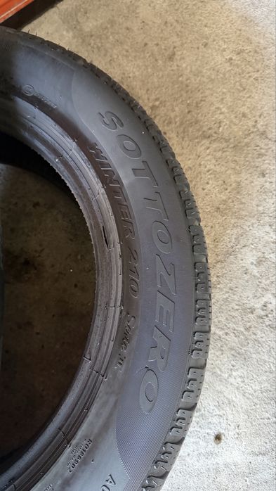 Pneus 215/60r17 Pirelli SottoZero com 75% de piso