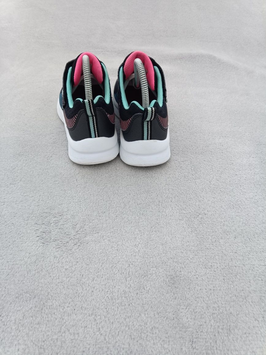 Детские кроссовки Skechers р32.5