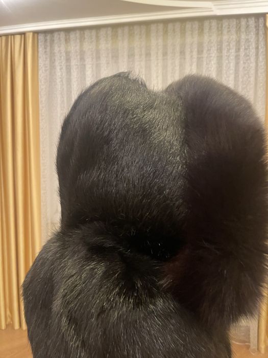 Натуральна Нутрієва напівшубка з капішоном, поясом.