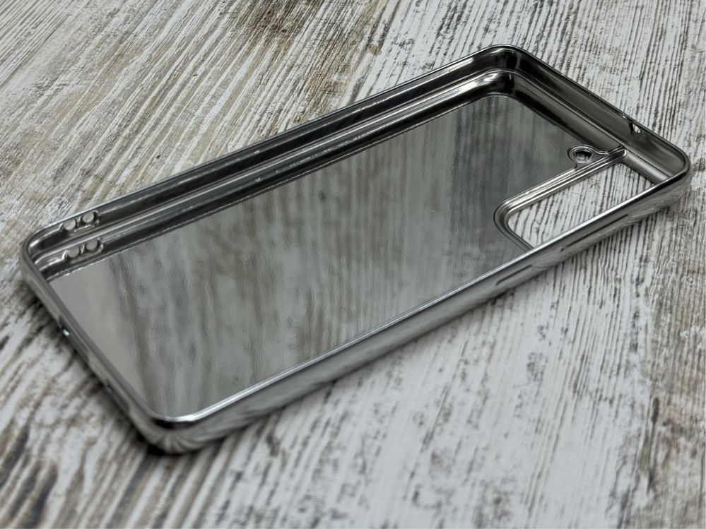 Чехол с камушками на Samsung S22/ S21 FE/S23 FE. Блестящий