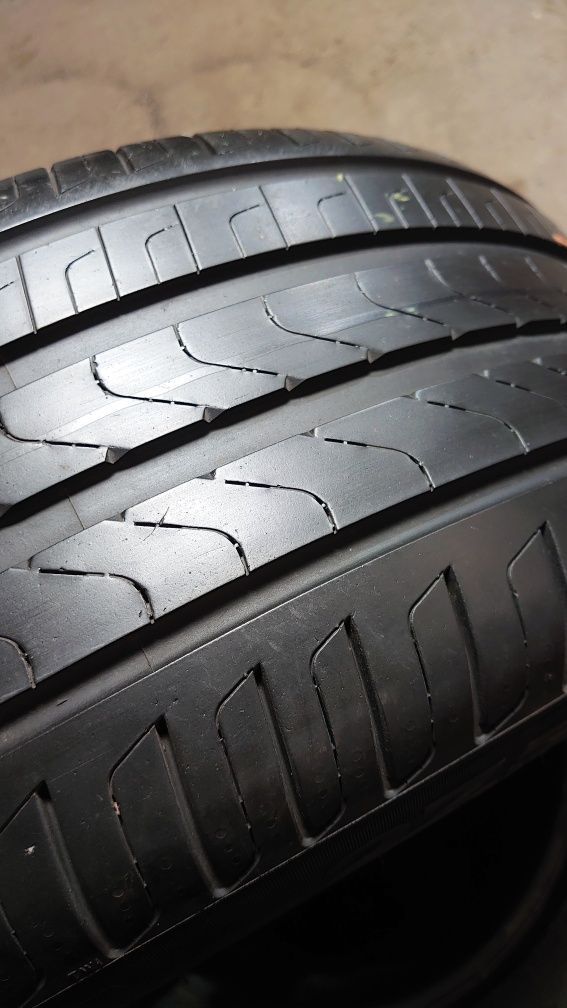 Летние разноширокие шины Pirelli 245/45 r18 275/40 r18 комплект