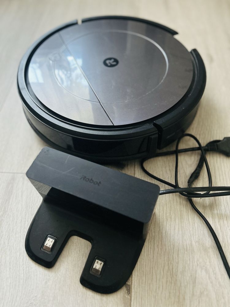 iRobot Roomba Combo odkurzajacy + mop, zamiata i myje podlogi