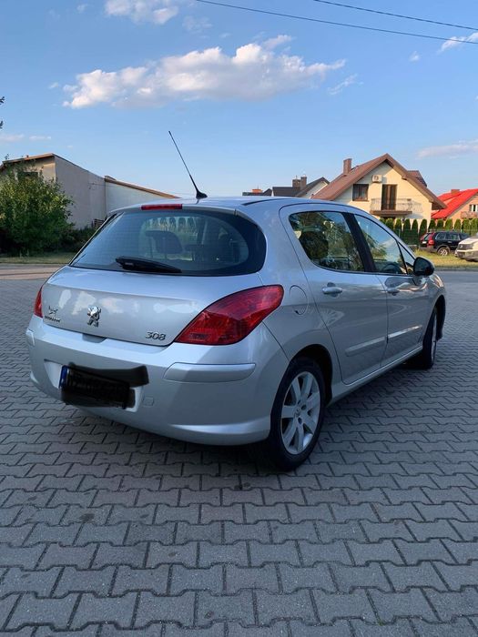 Peugeot 308 benzyna