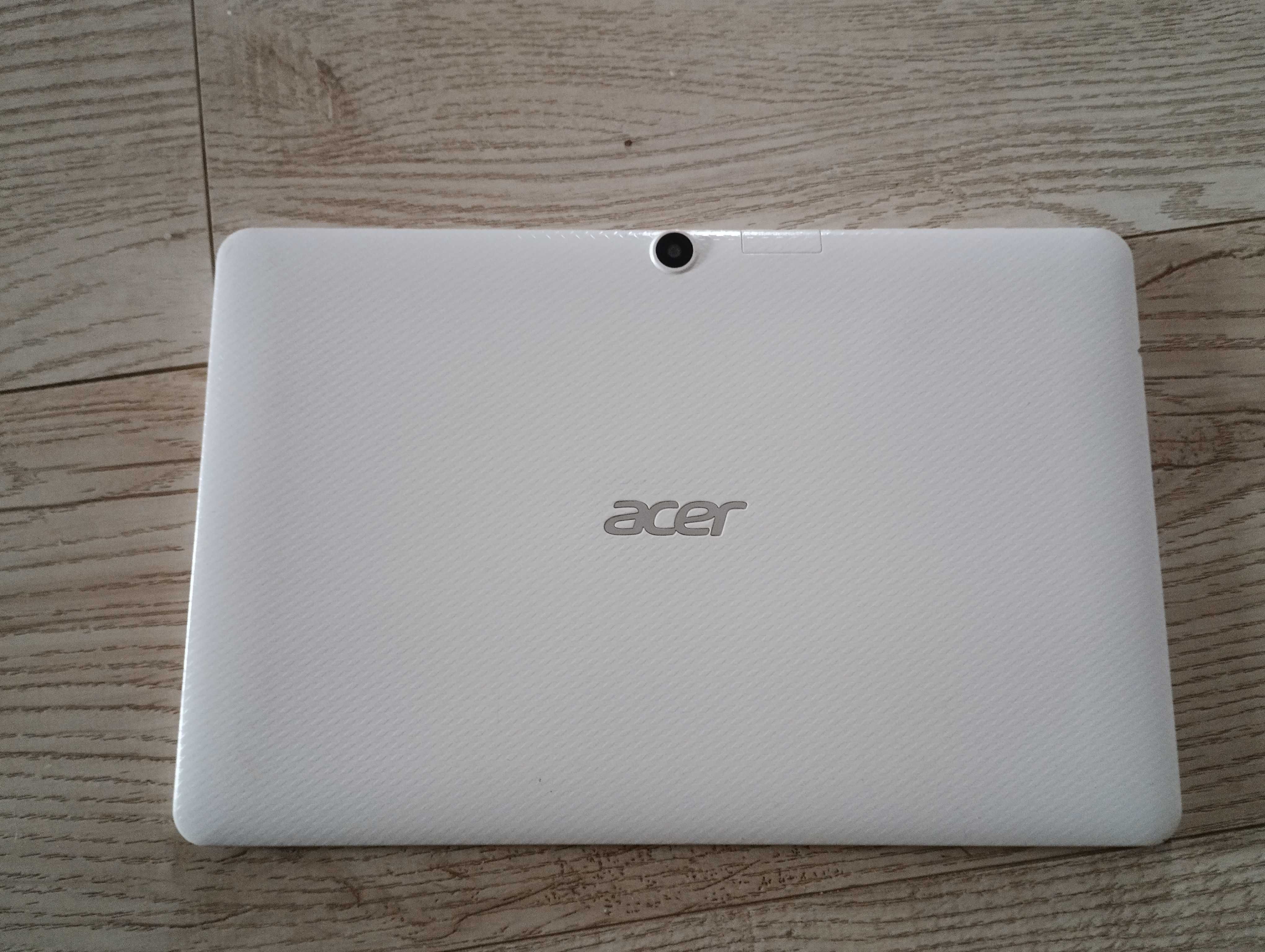 Планшет Acer. 10" в гарному стані