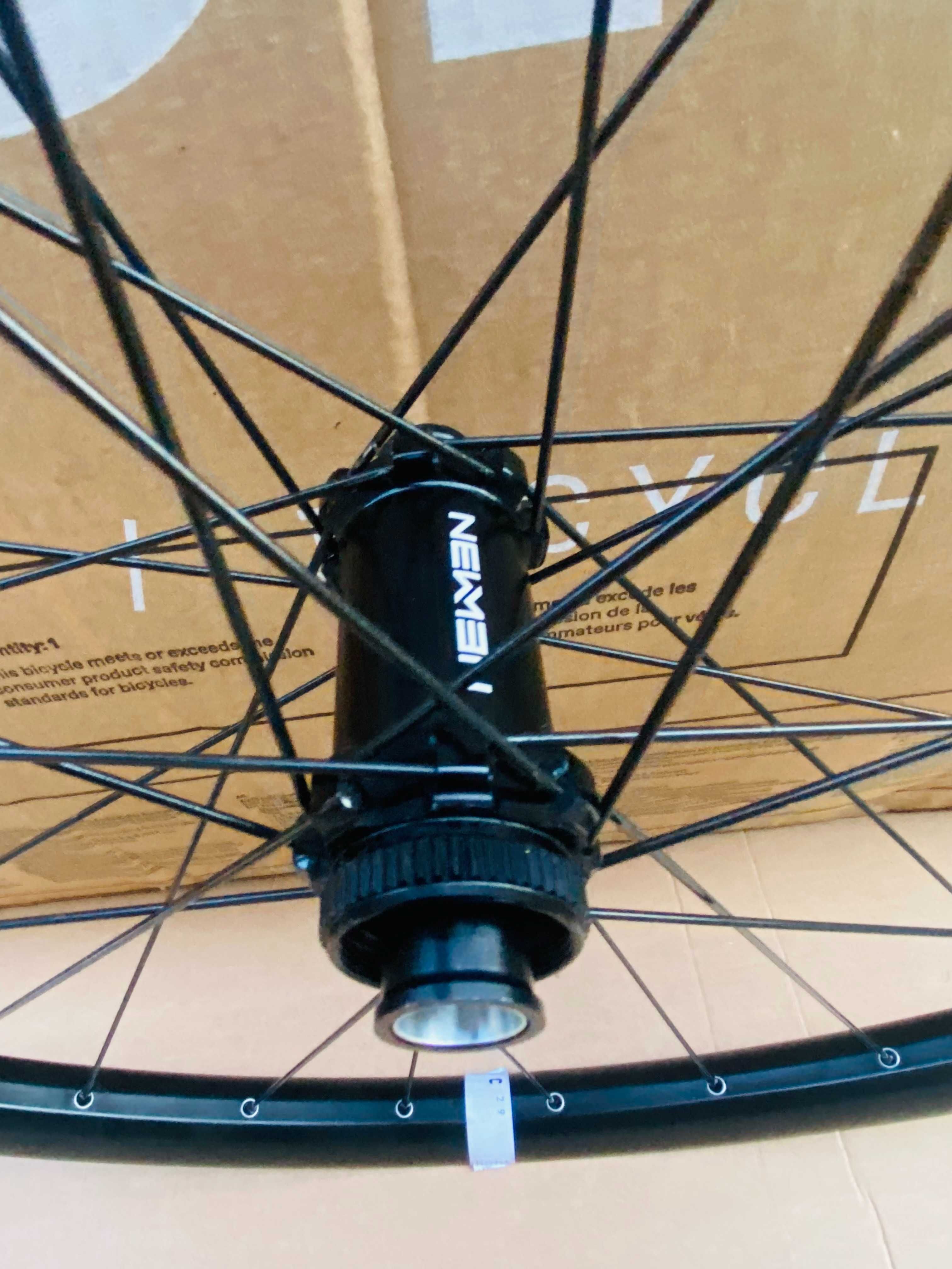Koło Przednie 29" NEWMEN ROSE DT SWISS CenterLock BOOST 110x15 Maszyno