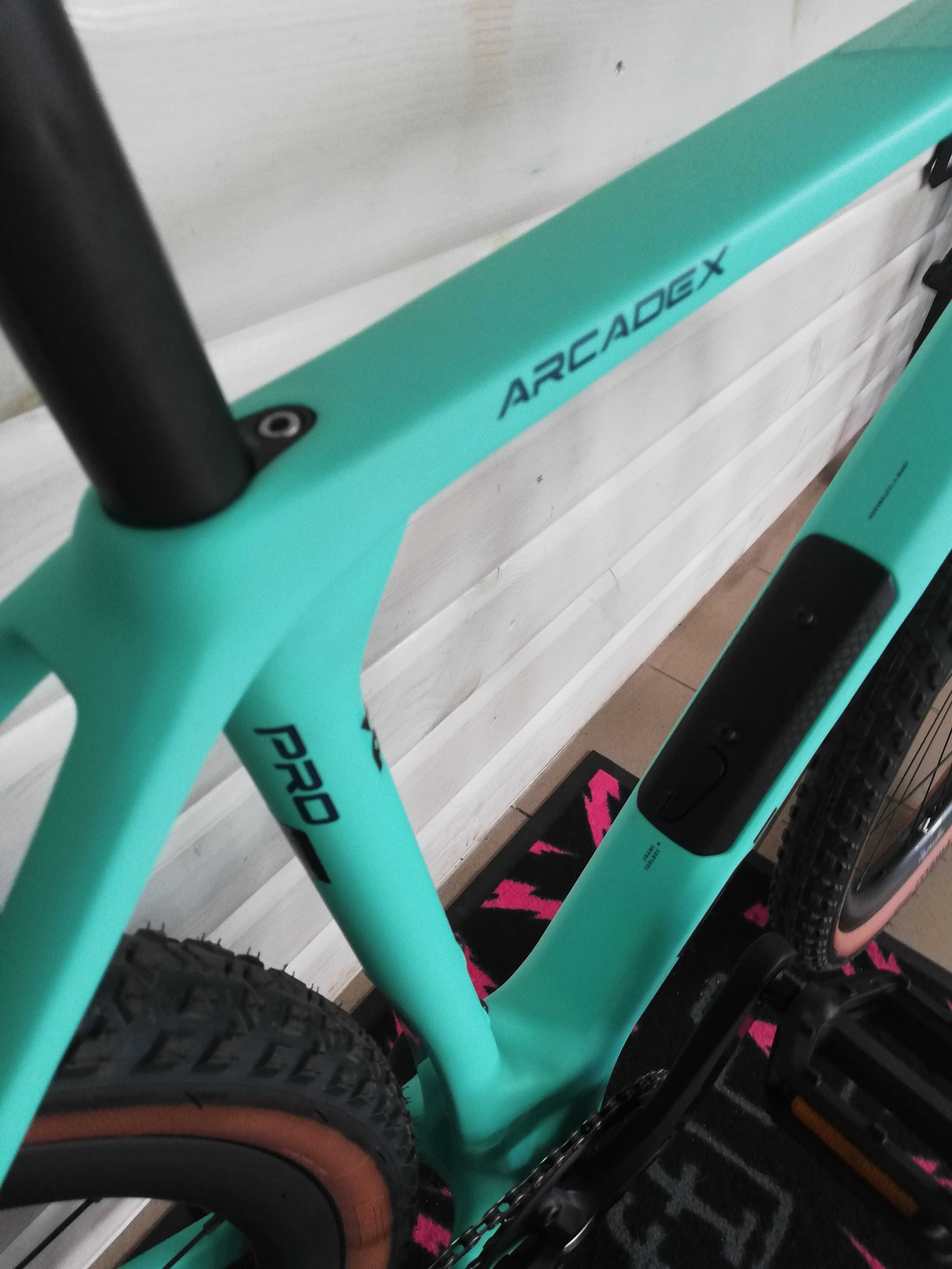 Rower Bianchi Arcadex PRO GRX Carbon Oficjalny Dealer Veloport.pl