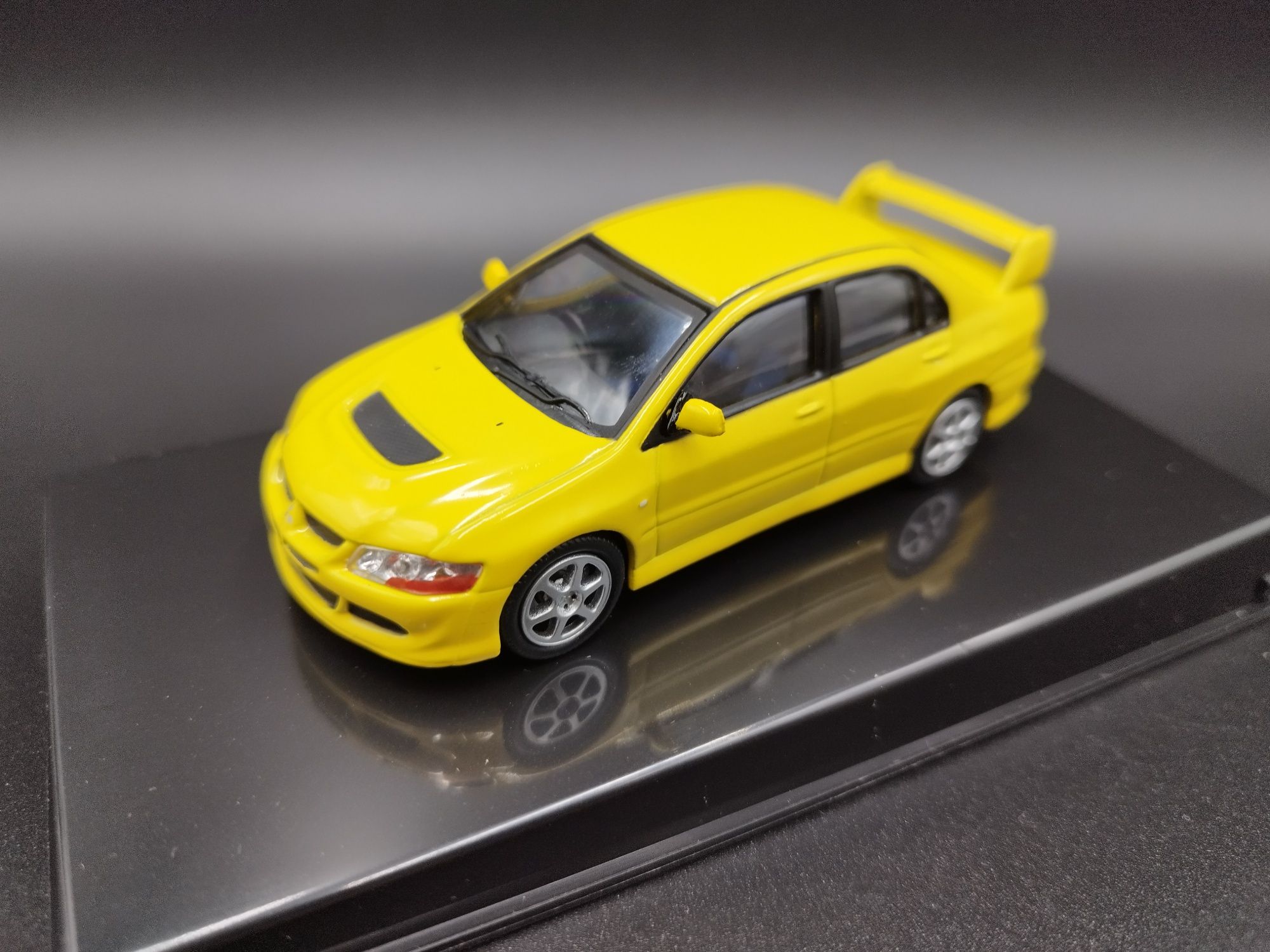 1:43 Joy city Mitsubishi Lancer Evo Vlll model